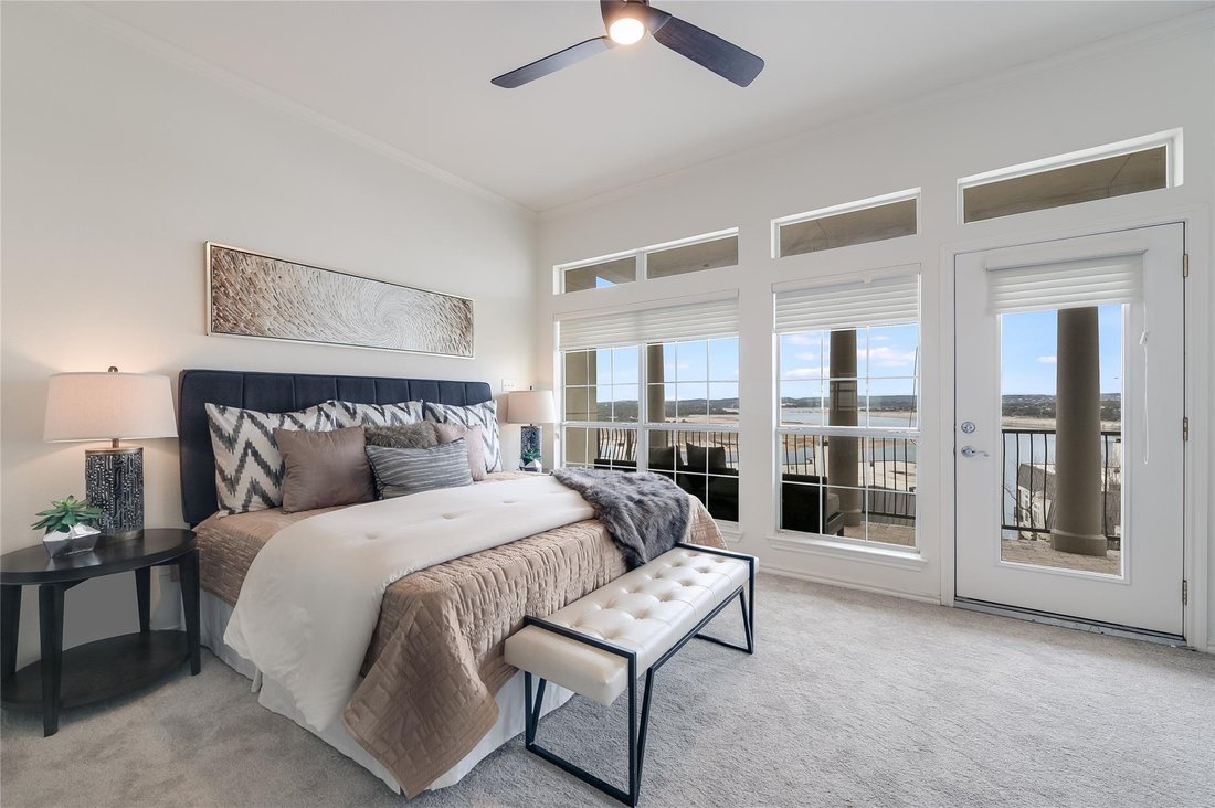 Condo in The Hills, Texas, United States 5 - 17360482