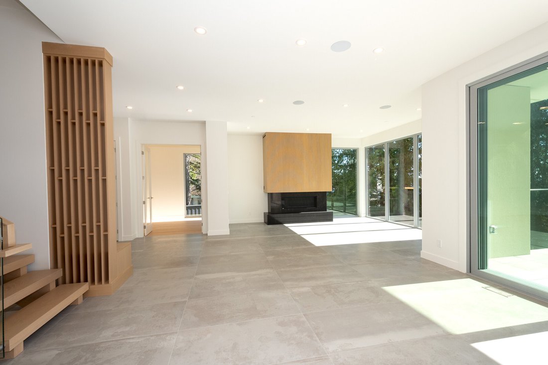 House in West Vancouver, British Columbia, Canada 3 - 17361472