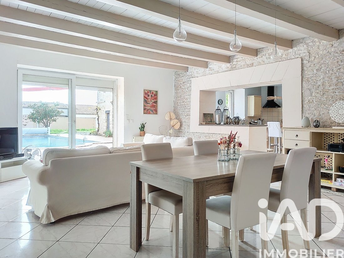 House in Villedoux, Nouvelle-Aquitaine, France 1 - 17362061