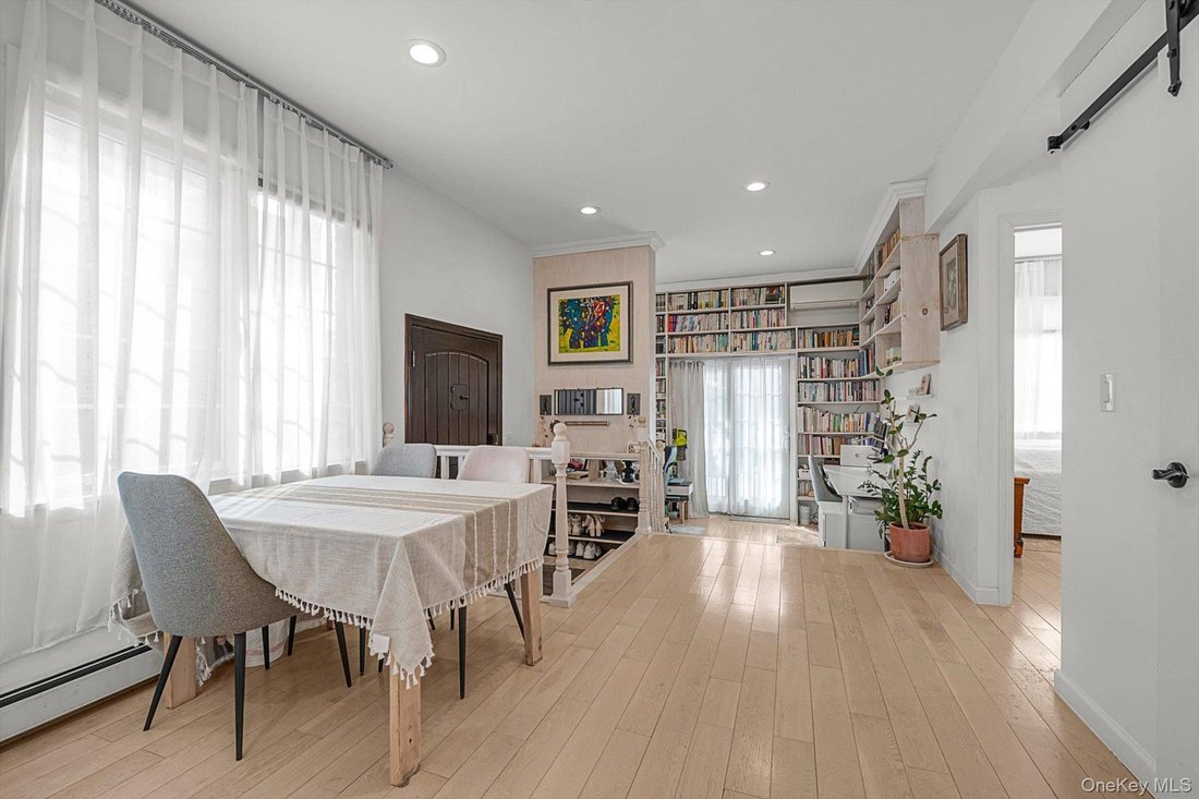 Apartment in New York, New York, United States 4 - 17359134