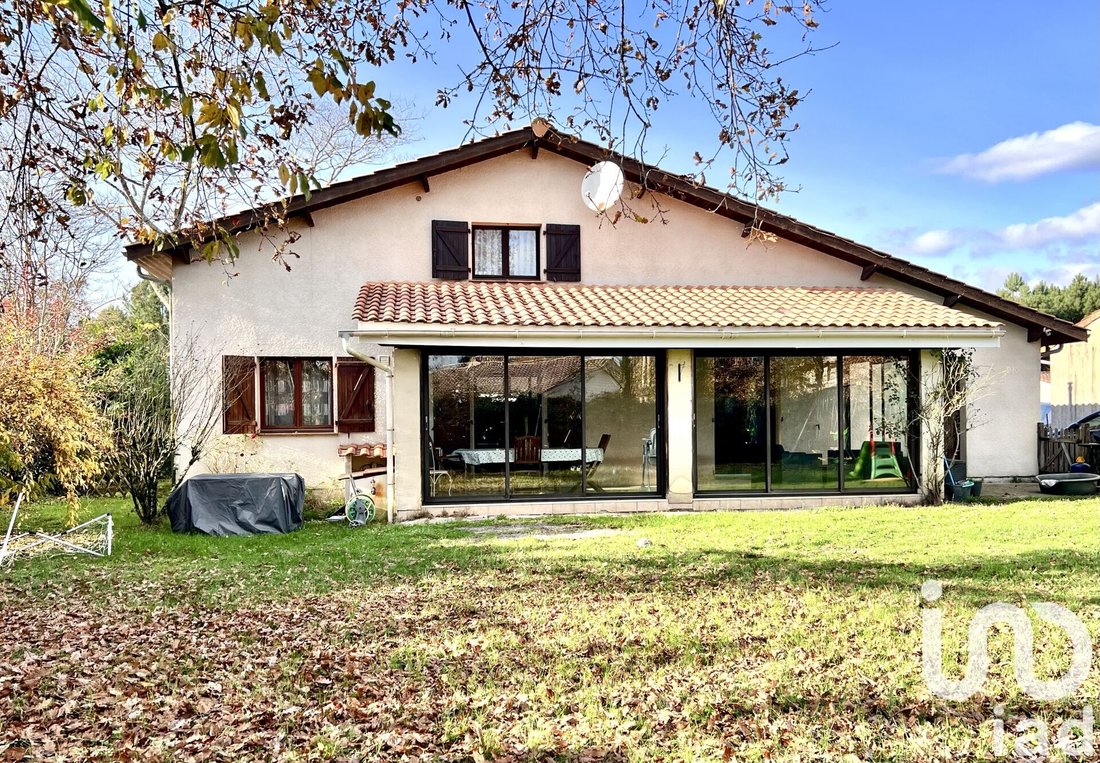 House in Sanguinet, Nouvelle-Aquitaine, France 1 - 17362047