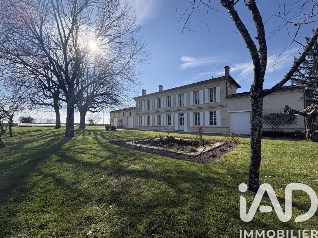 House in Saint-Émilion, Nouvelle-Aquitaine, France 2 - 17361764