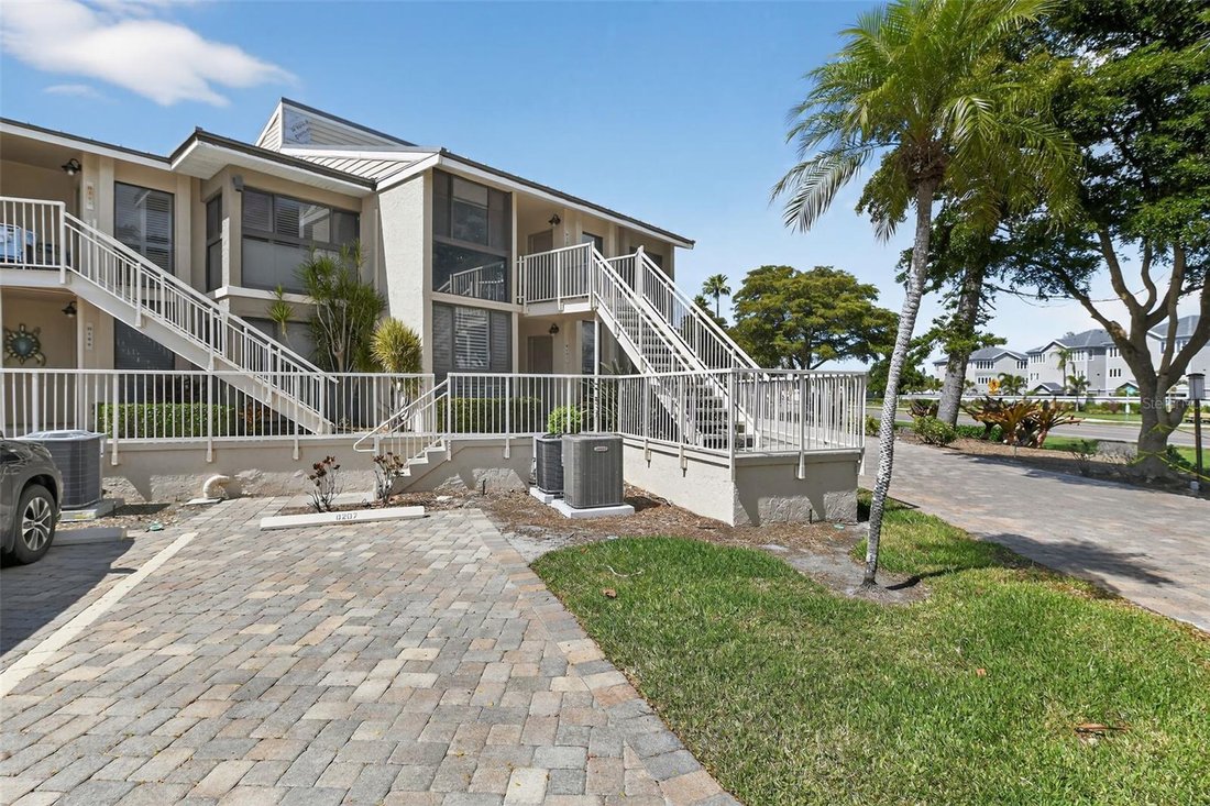 Condo in Holmes Beach, Florida, United States 4 - 17359243