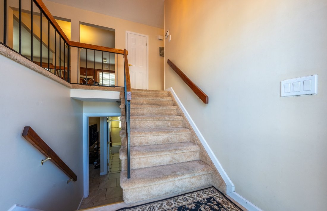 House in Massapequa, New York, United States 3 - 17357635