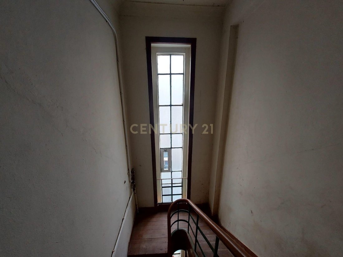 House in Alcantara, Lisbon, Portugal 5 - 17361600