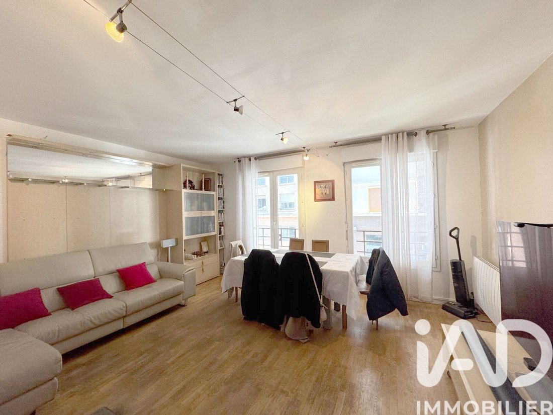 Apartment in Montrouge, Ile-de-France, France 1 - 17362071