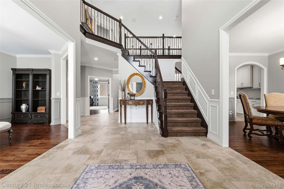 House in Washington, Michigan, United States 4 - 17021080