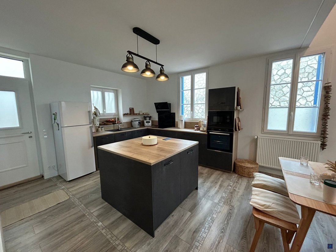 House in Nord Est Vallieres, Saint-Georges-de-Didonne, France 5 - 17362440