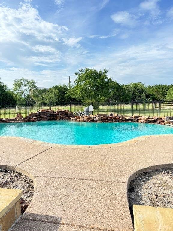 House in Weatherford, Texas, United States 4 - 17366882