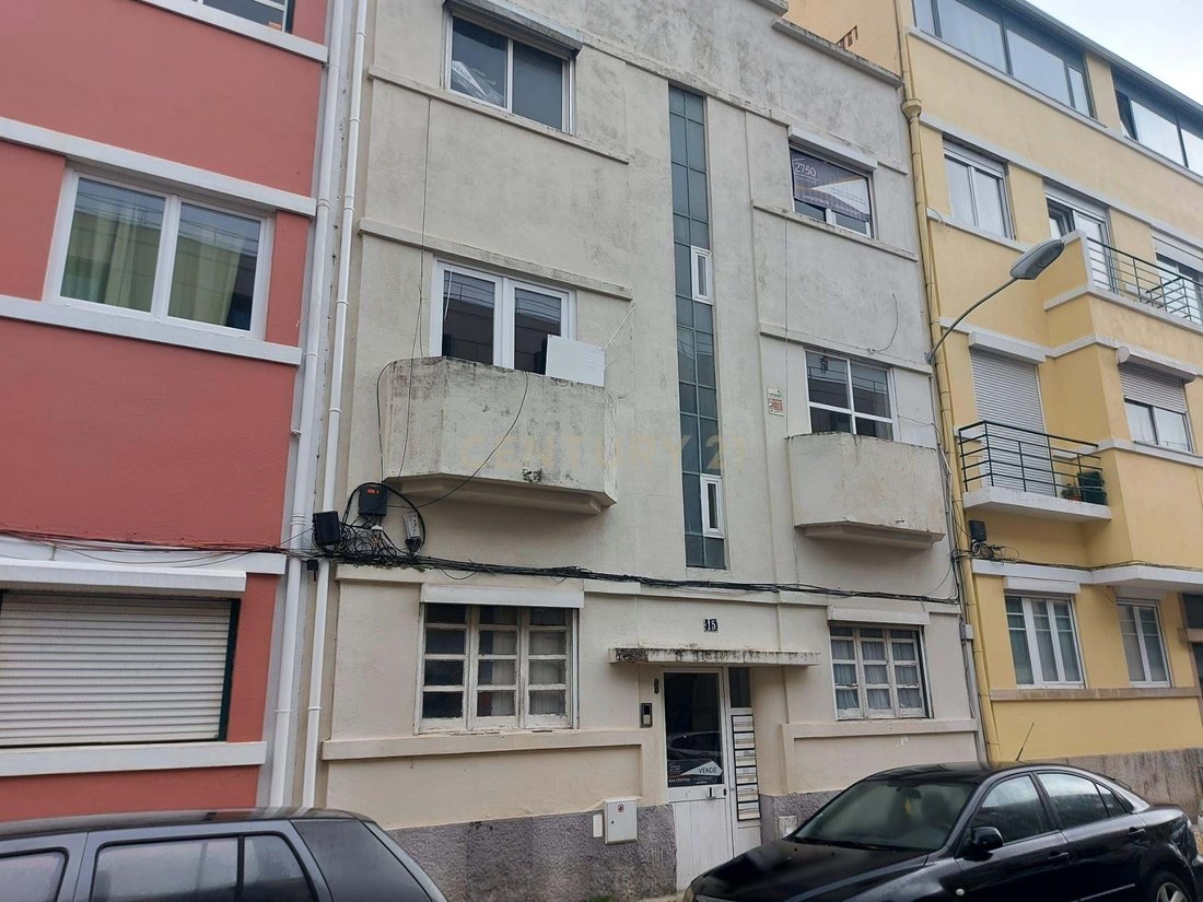 House in Alcantara, Lisbon, Portugal 2 - 17361600