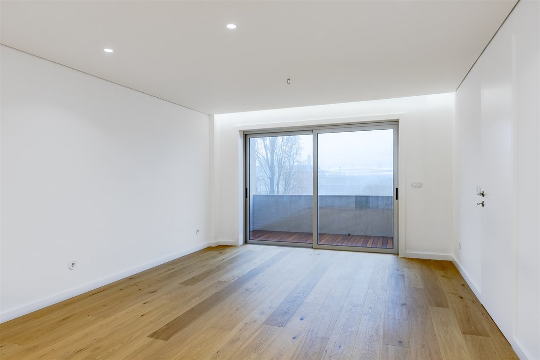 Apartment in Lordelo do Ouro e Massarelos, Porto District, Portugal 3 - 17360568