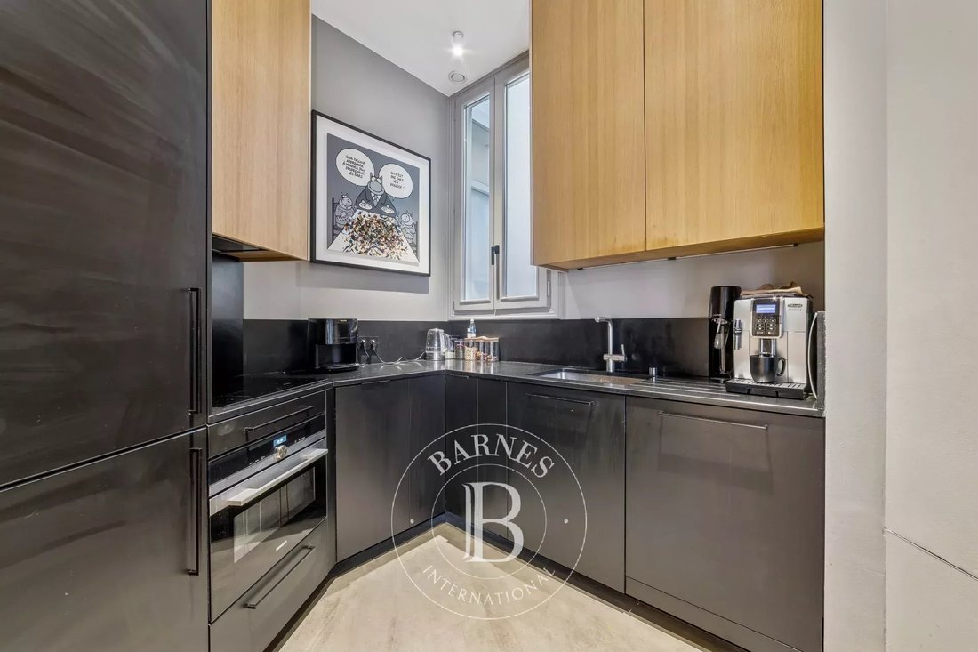 Apartment in Porte Dauphine, Paris 16e Arrondissement, Paris 5 - 17357919