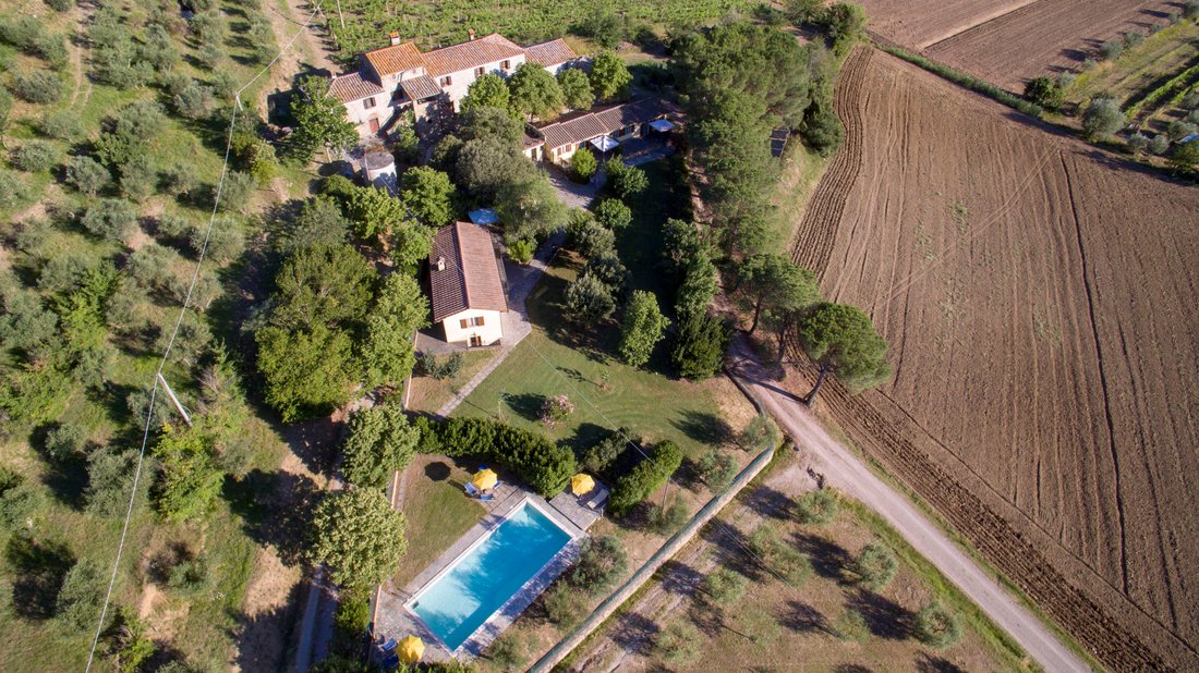 Villa in Center, Cortona, Tuscany 2 - 17369093