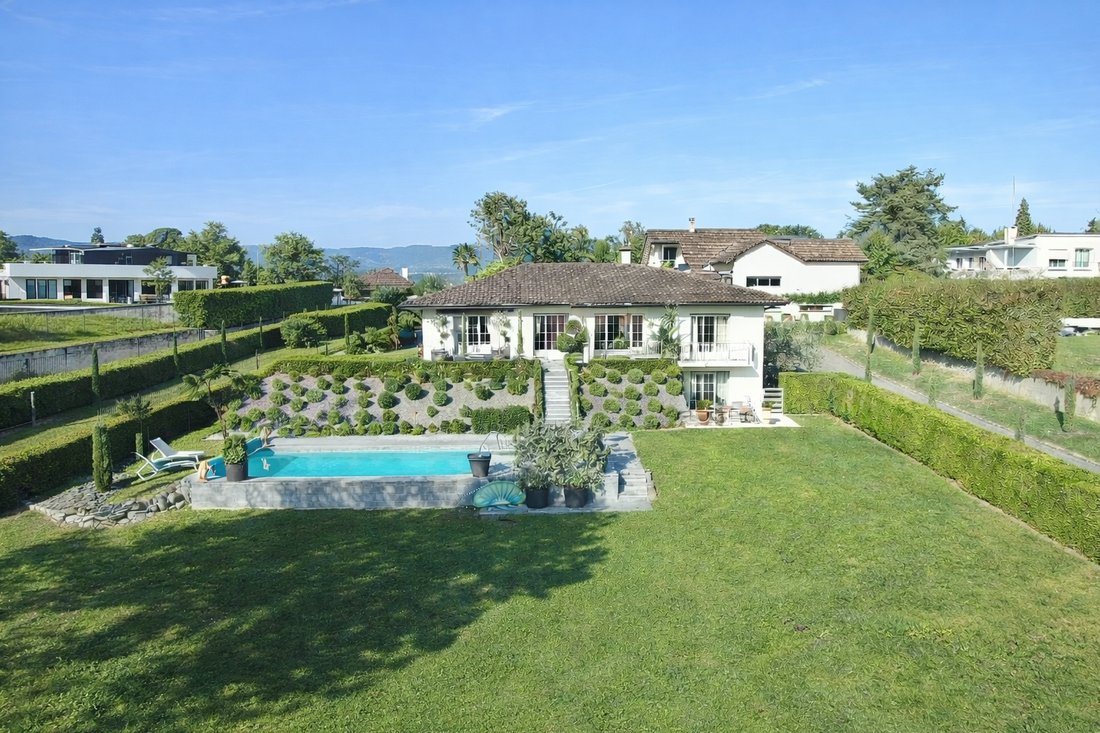 Villa in Ecublens, Vaud, Switzerland 2 - 17365725