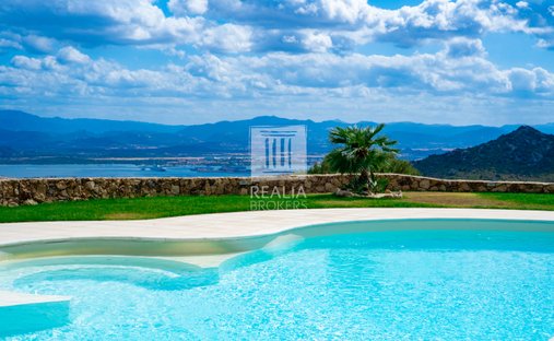 Estate in Olbia, Sardinia, Italy 1