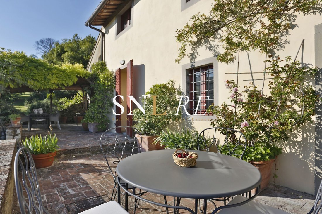 Villa in Rignano sull'Arno, Tuscany, Italy 4 - 17361498