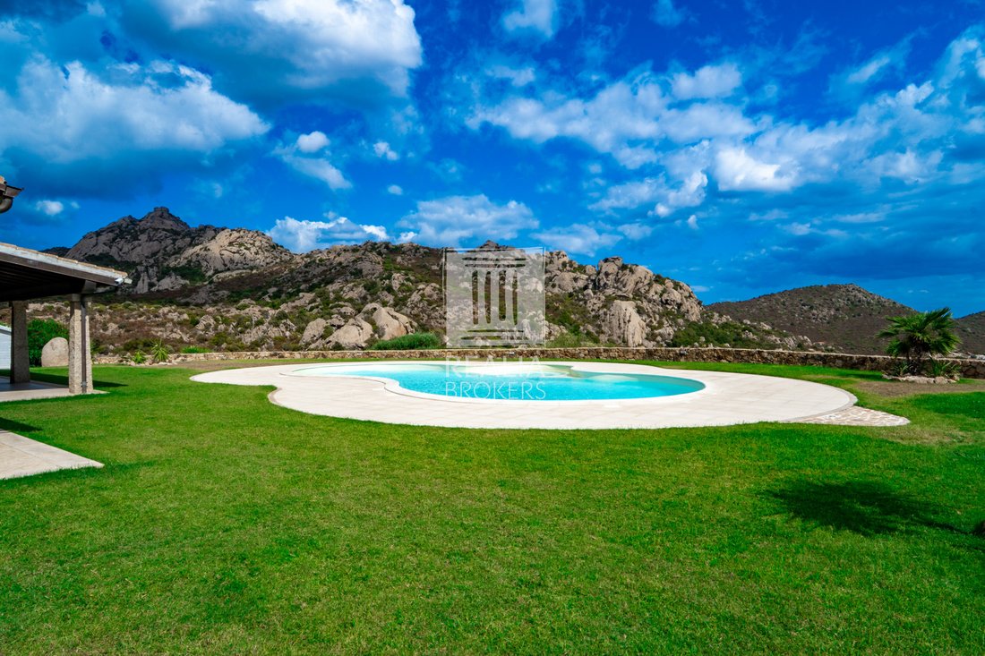 Estate in Olbia, Sardinia, Italy 5 - 17371745