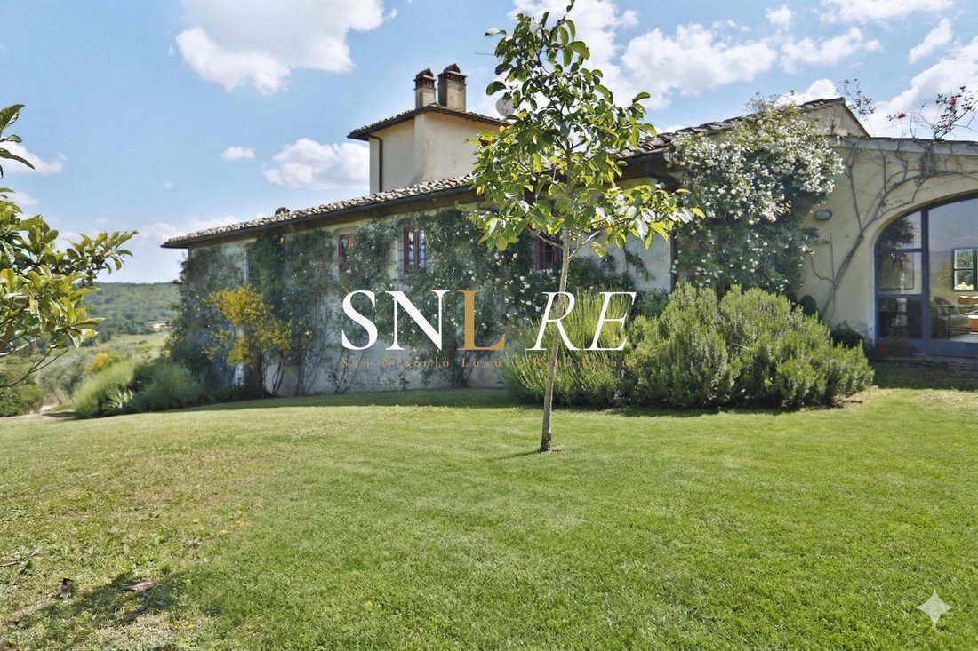 Villa in Rignano sull'Arno, Tuscany, Italy 1 - 17361498