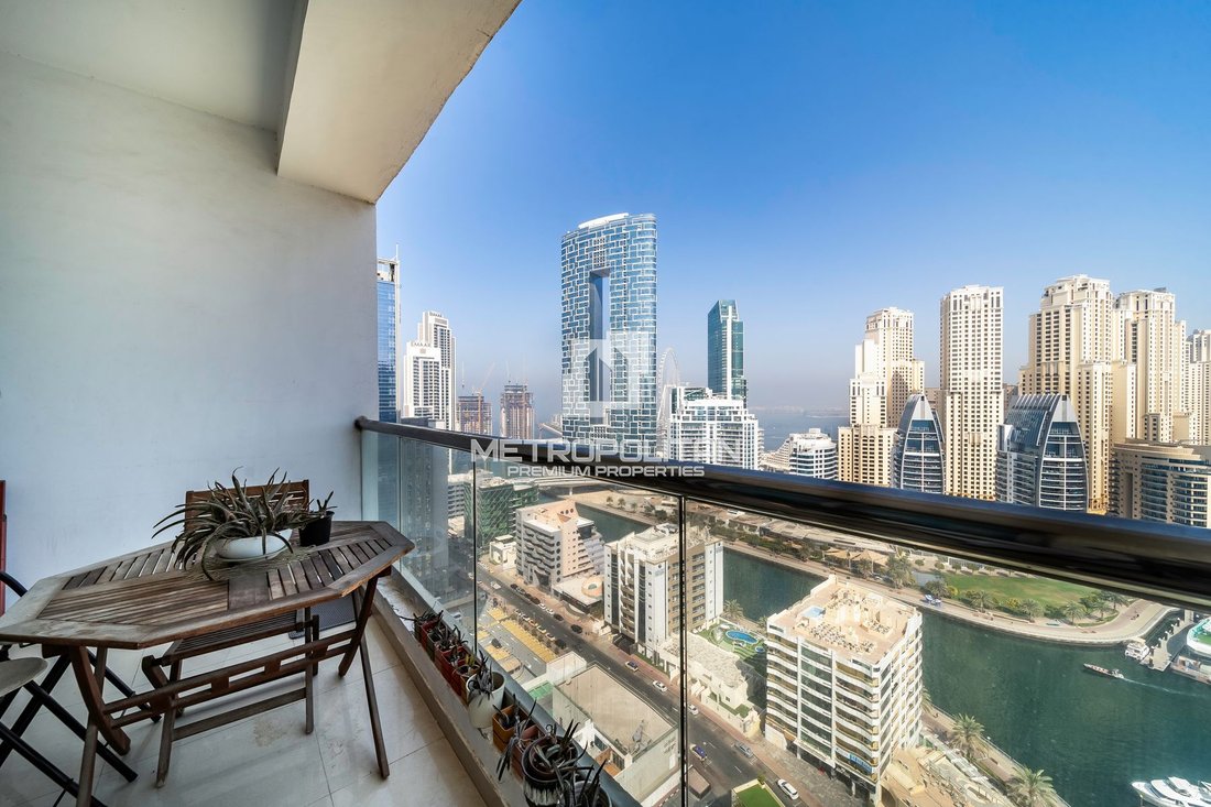 Apartment in Dubai, United Arab Emirates 2 - 17372146