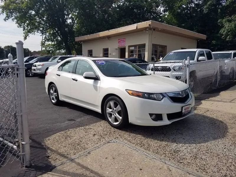 Sedan in White Plains, NY, United States 1 - 13543262