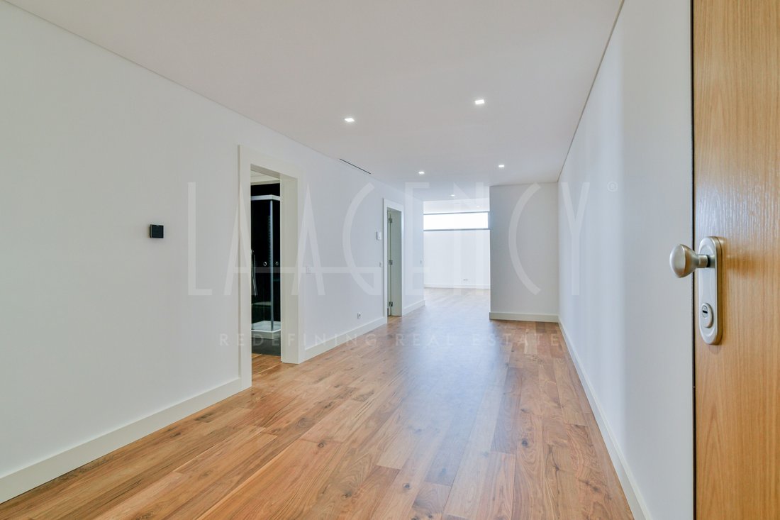 Apartment in Santo Antonio dos Olivais, Coimbra District, Portugal 4 - 17372031