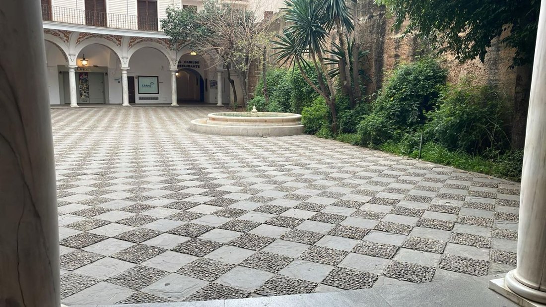 Apartment in Casco Antiguo, Seville, Spain 1 - 16682512