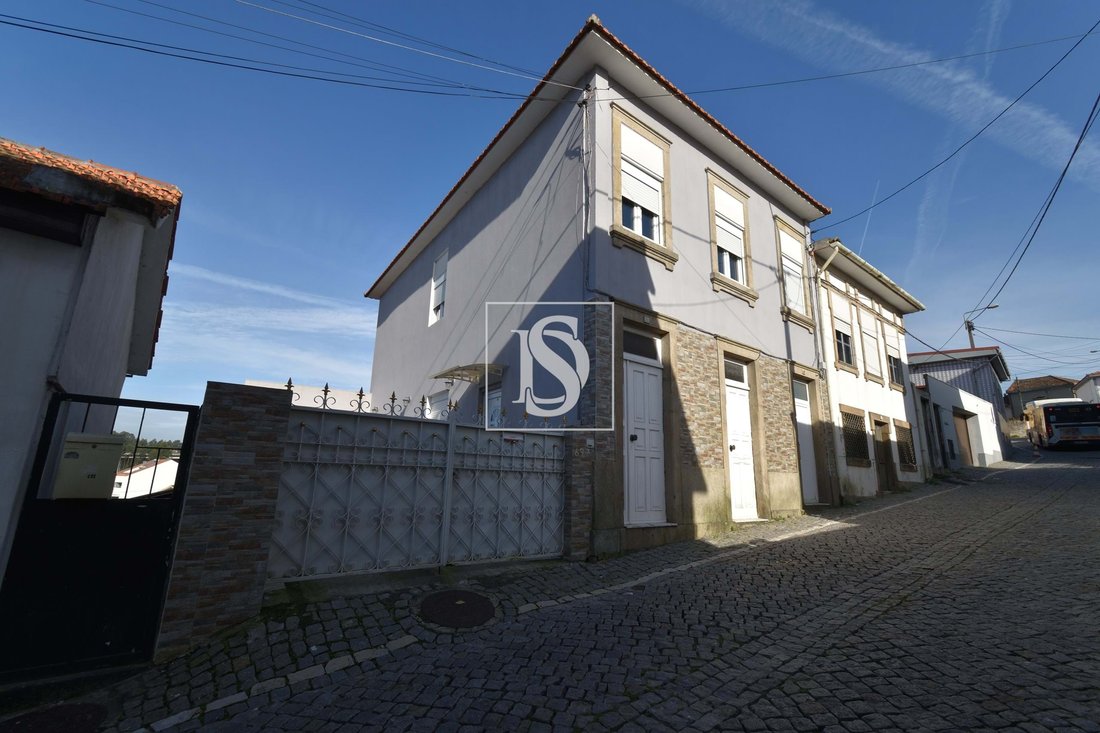Villa in Custoias, Leca do Balio e Guifoes, Porto District, Portugal 1 - 17372315