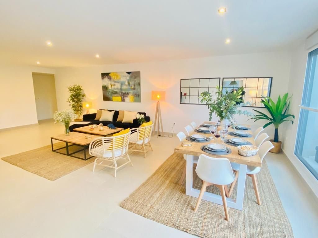Apartment in Sotogrande, San Roque, Andalusia 1 - 17372211