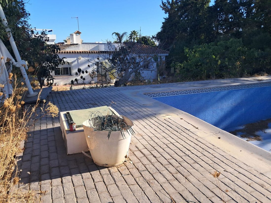 Villa in Estepona, Andalusia, Spain 2 - 17372204
