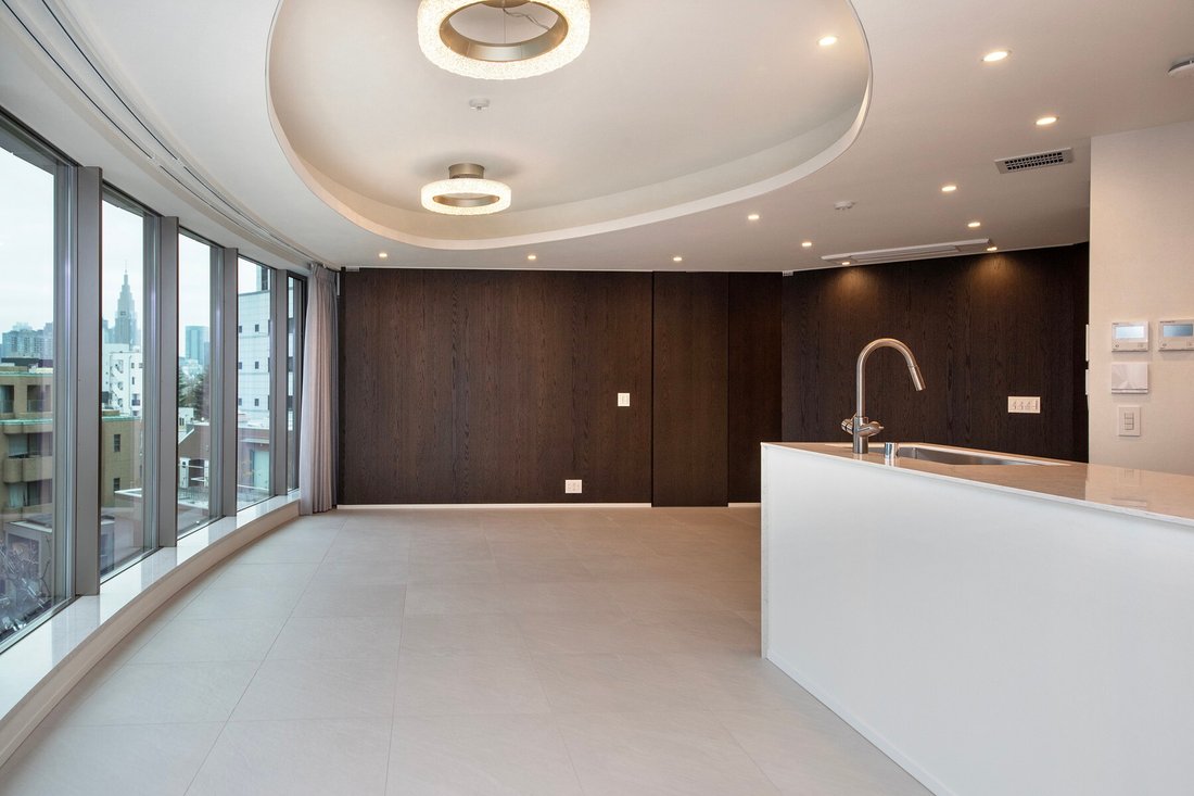 Condo in Minato City, Tokyo, Japan 2 - 17372336