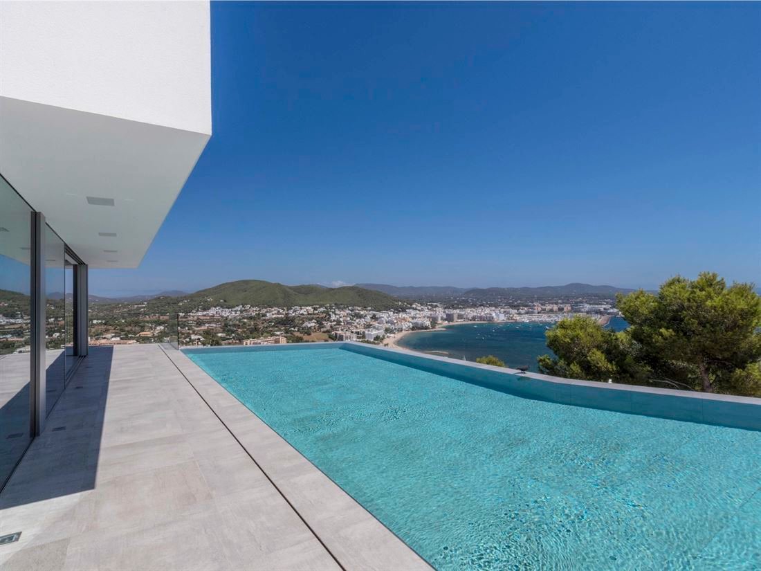 Villa in Santa Eularia des Riu, Balearic Islands, Spain 1 - 17372383