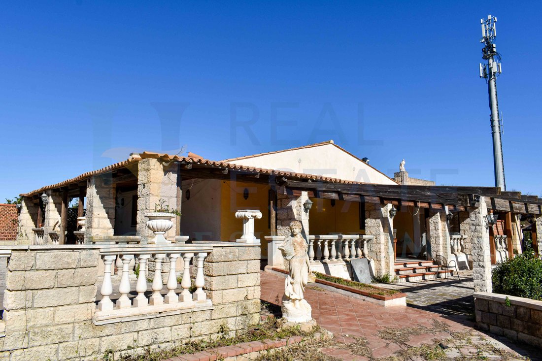 Villa in Center, Noto, Sicily 2 - 17372411