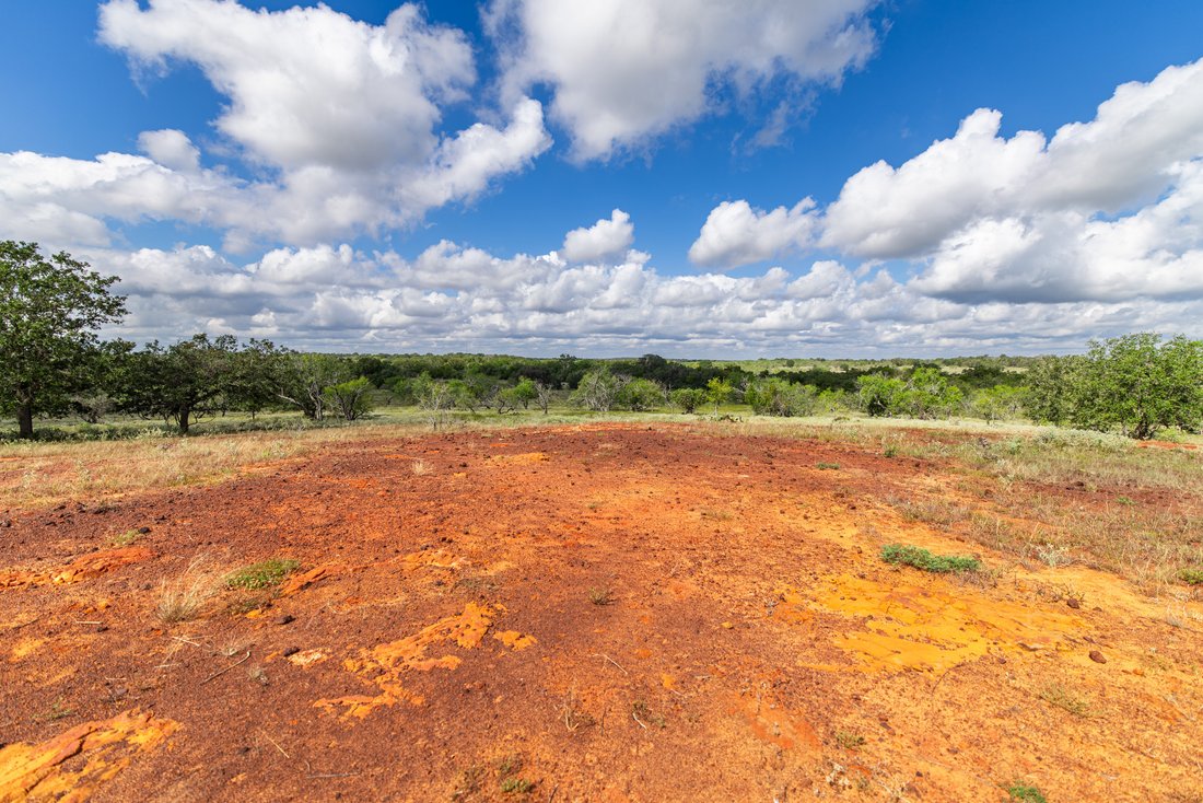 Farm Ranch in Nixon, Texas, United States 2 - 17372460