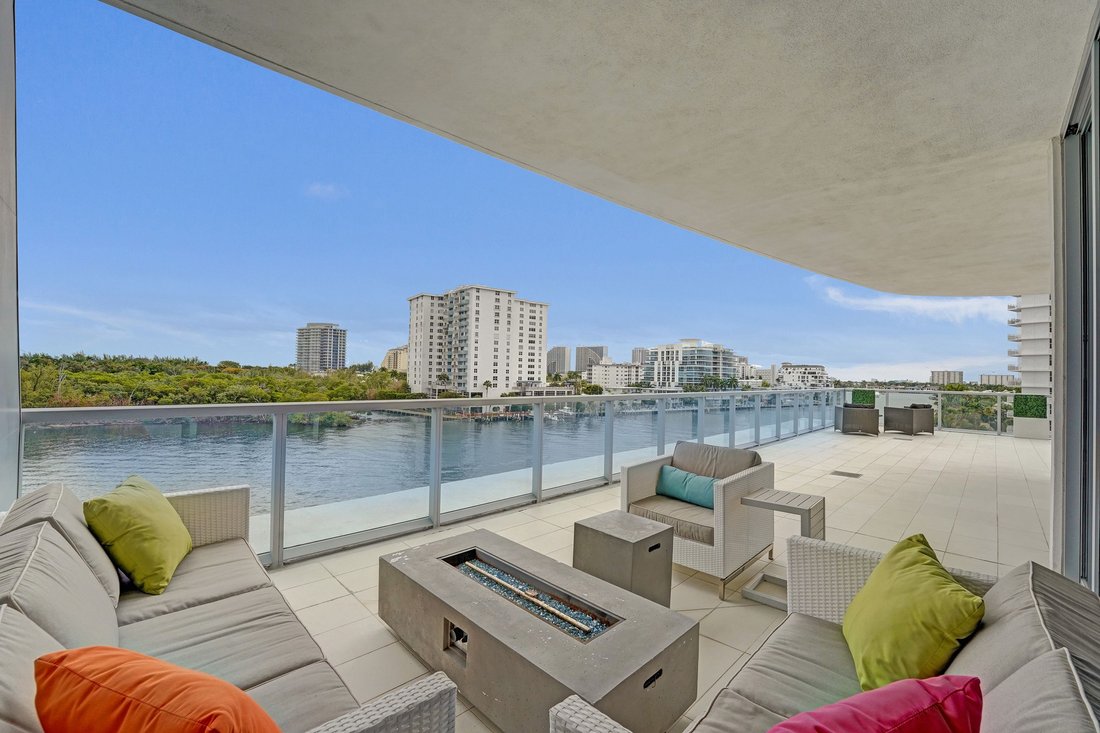 Condo in Fort Lauderdale, Florida, United States 2 - 17372454
