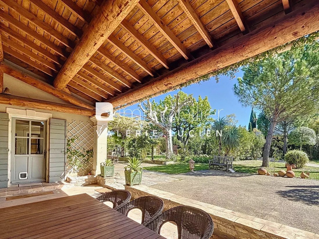 Country House in Saint-Rémy-de-Provence, Provence-Alpes-Côte d'Azur, France 4 - 17311349