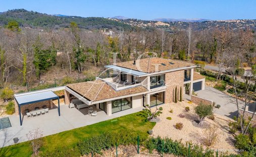 Villa in Tourrettes, Provence-Alpes-Côte d'Azur, France 1