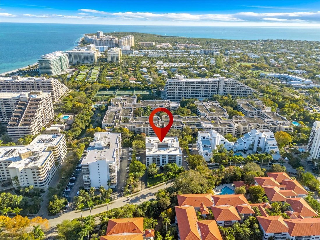Condo in Key Biscayne, Florida, United States 1 - 17374432