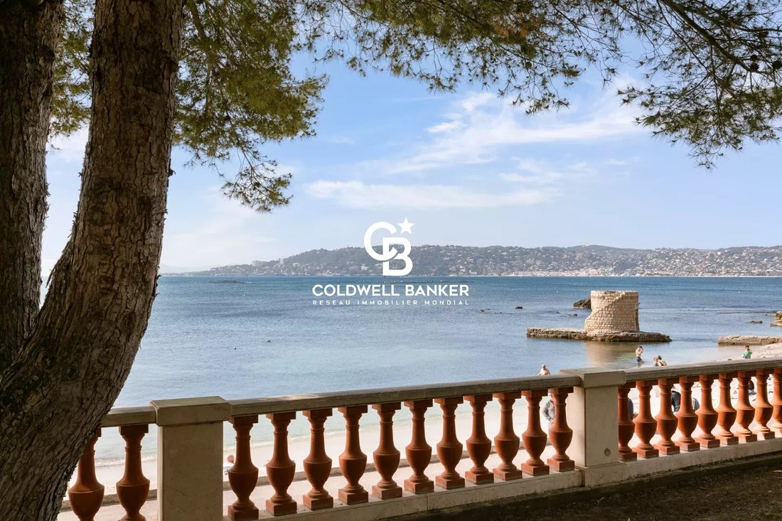Villa in Antibes, Provence-Alpes-Côte d'Azur, France 3 - 17372828