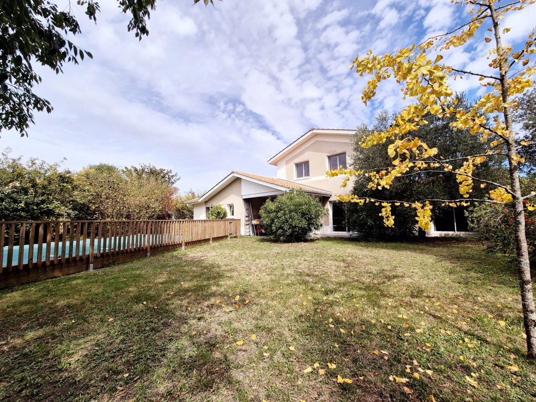 House in Mérignac, Nouvelle-Aquitaine, France 2 - 17373413