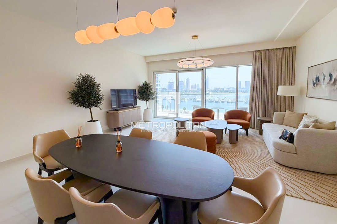 Apartment in Dubai Harbour, Dubai, United Arab Emirates 1 - 17374741