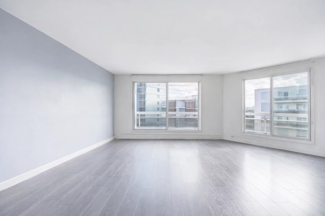 Apartment in Eiffel, Levallois-Perret, France 2 - 17373609
