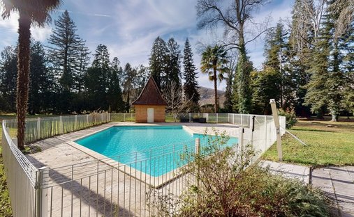 At The Gates Of Périgord Noir, On The Outskirts Of Souillac Towards Sarlat, In The Center Of A Magni