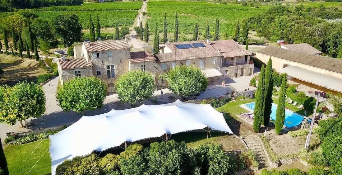 Estate in Est-Repentance-Les Trois Bons Dieux, Aix-en-Provence, France 1 - 17321328