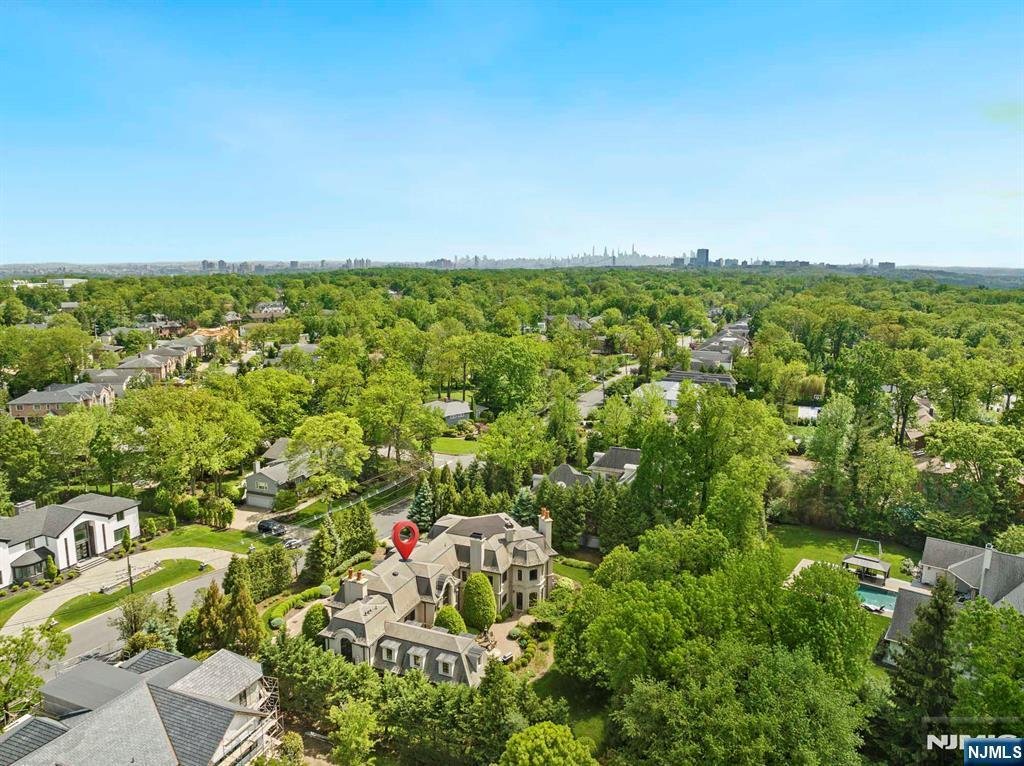 House in Englewood Cliffs, New Jersey, United States 2 - 17372512