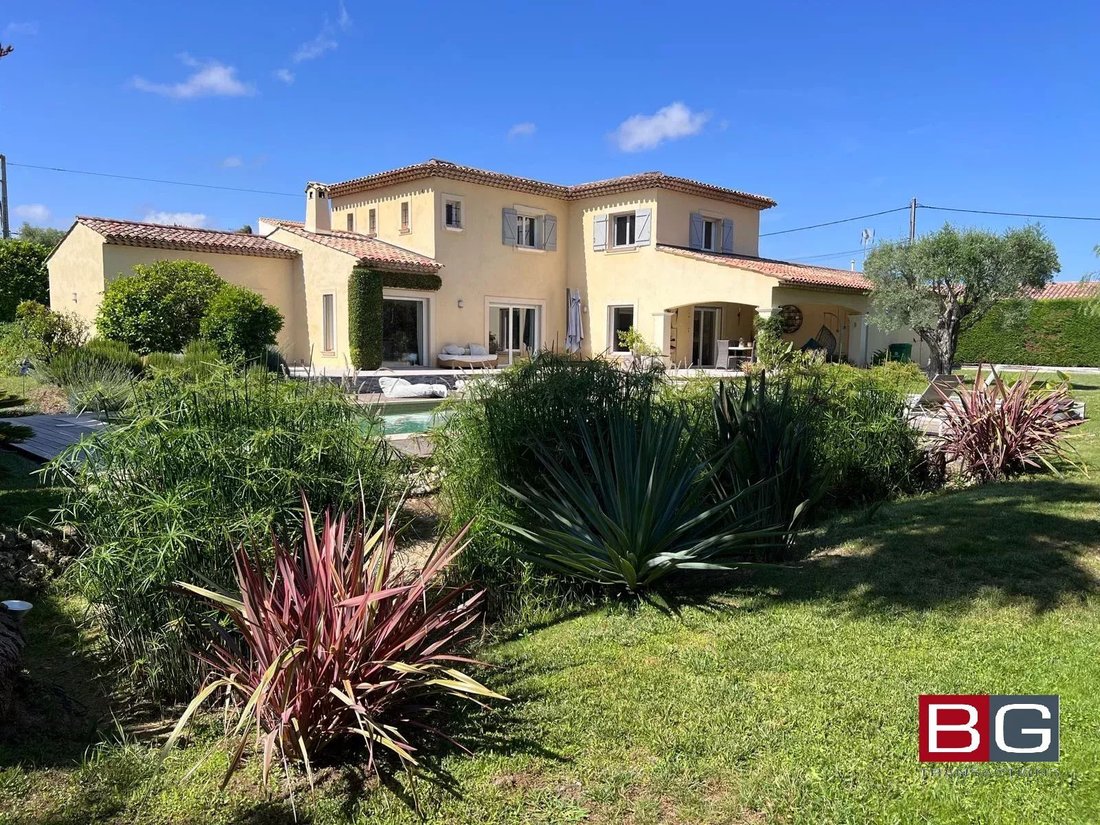 House in Saint Maymes-Lauvert, Antibes, France 1 - 15474242
