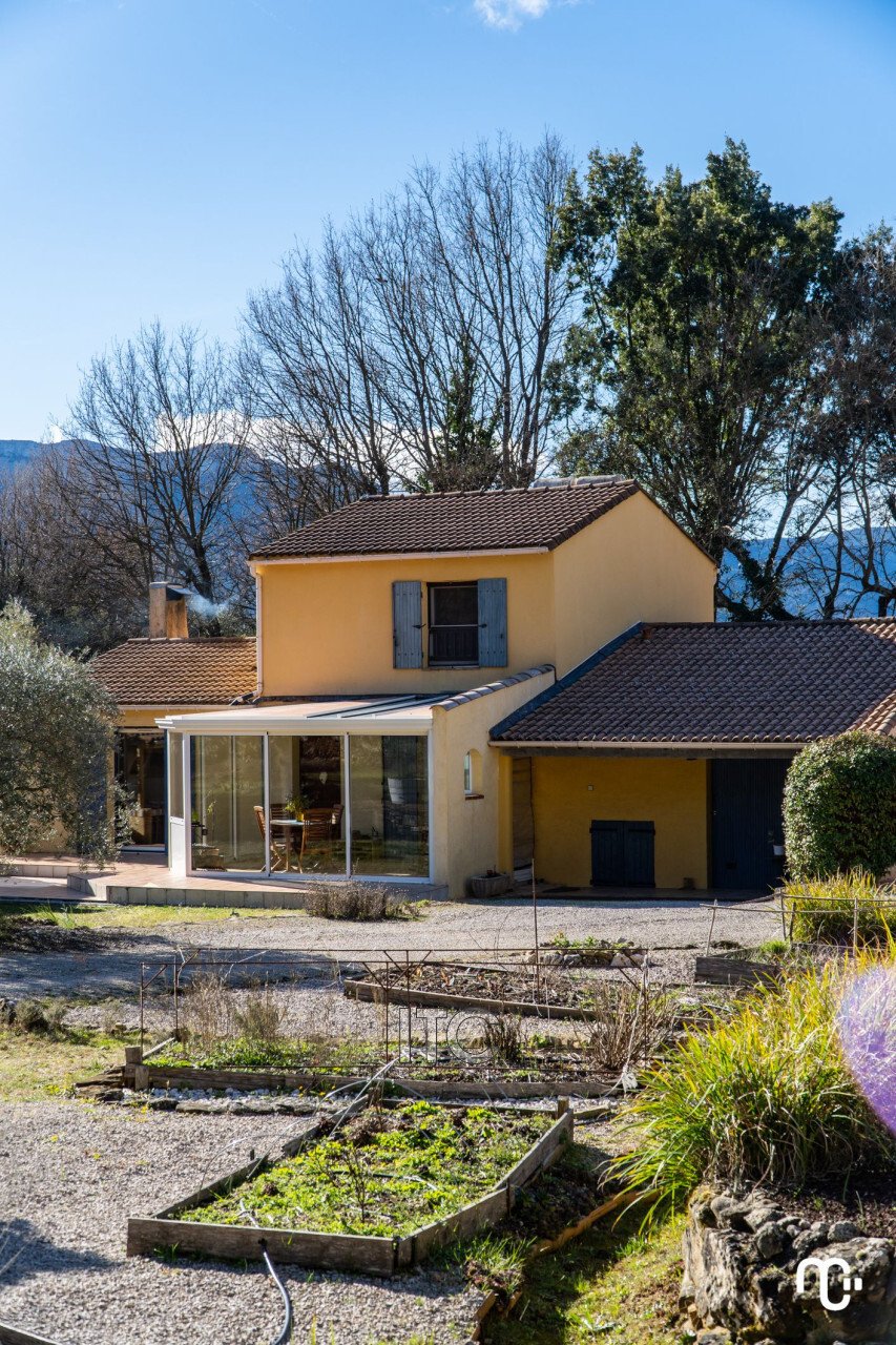 Villa in Pourrieres, Provence-Alpes-Côte d'Azur, France 1 - 17373554
