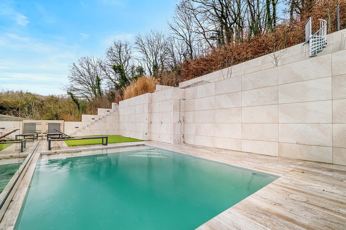 Villa in Luxembourg, Luxembourg District, Luxembourg 1 - 17374122