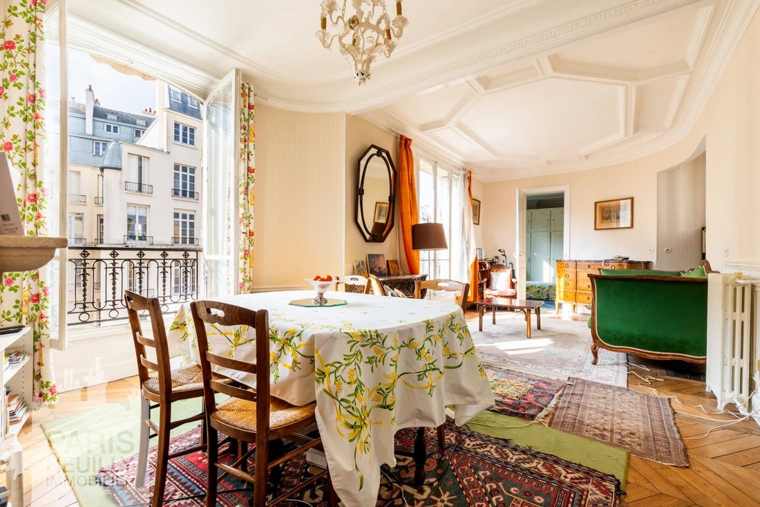 Apartment in Muette Nord, Paris 16e Arrondissement, Paris 2 - 17373580