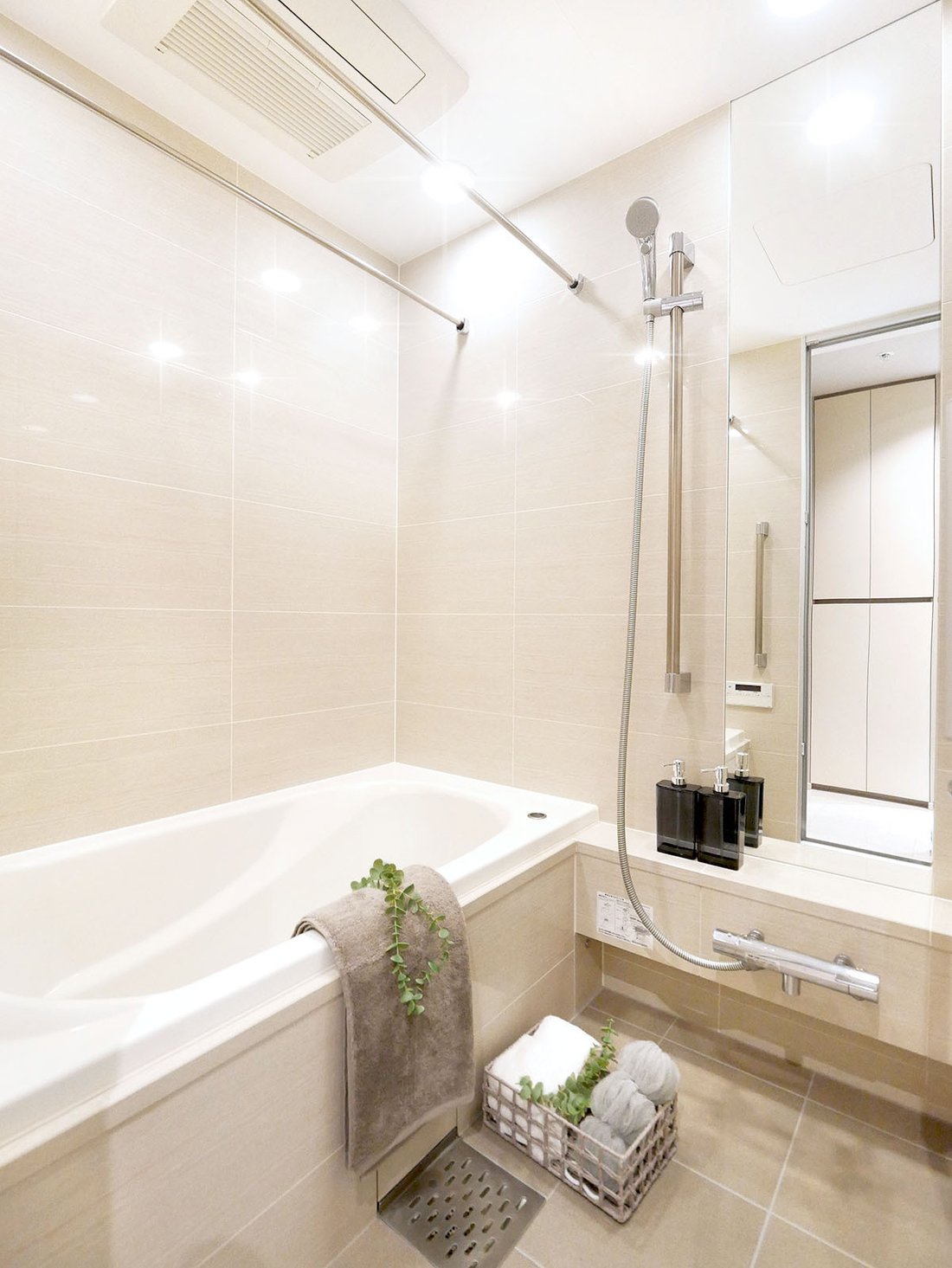 Apartment in Minato City, Tokyo, Japan 5 - 17374181