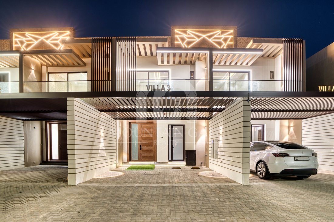 Townhouse in United Arab Emirates 1 - 17373577